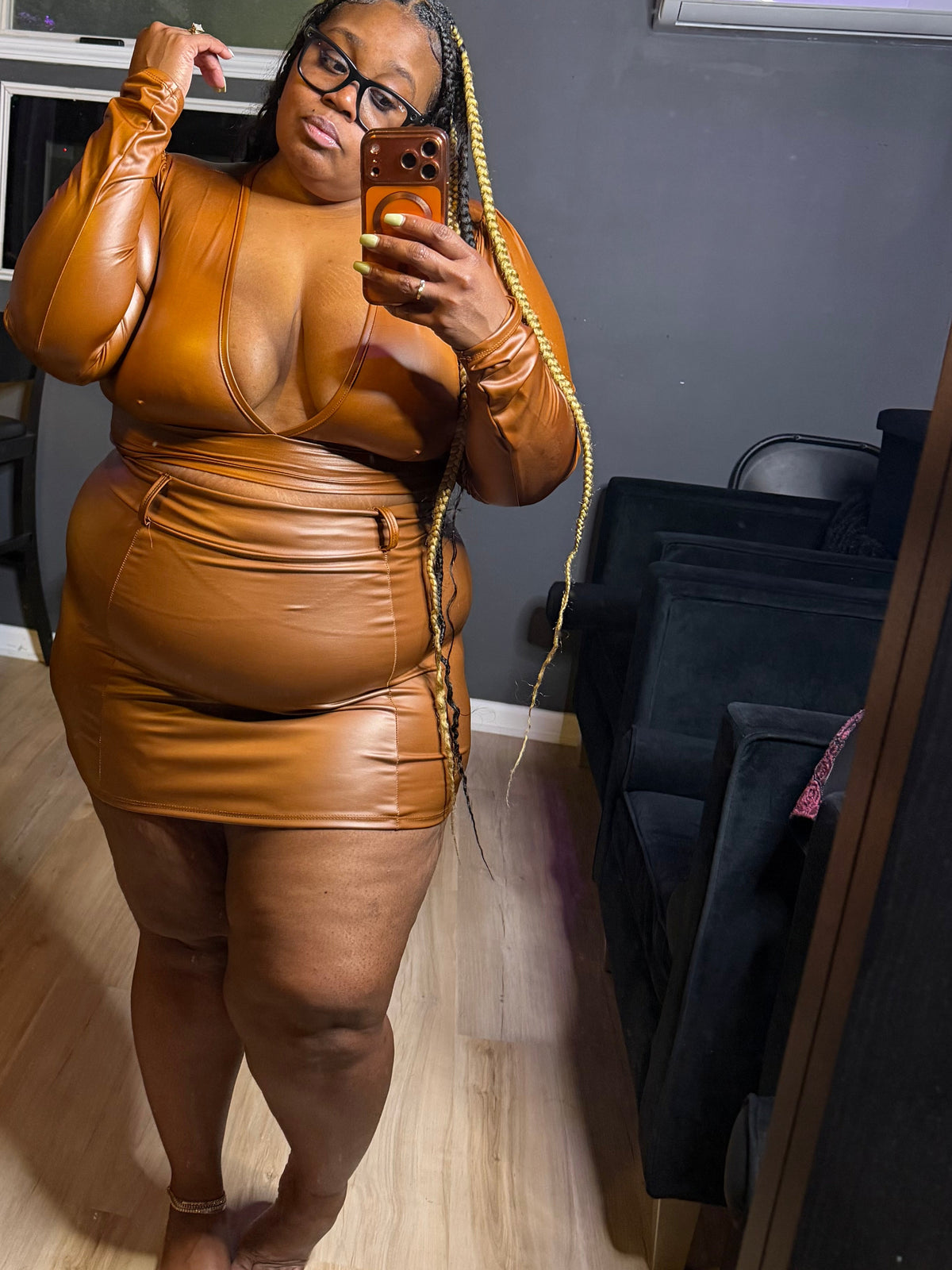 Camel toeeeee skirt set